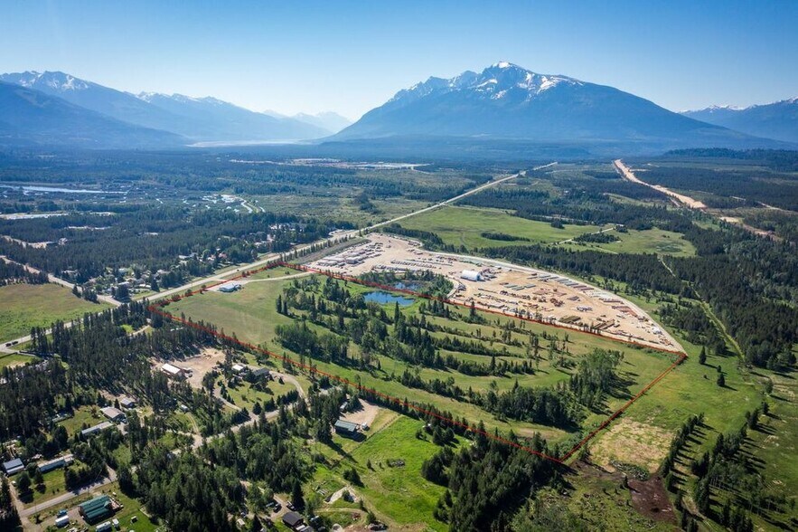 More Photos Of 1655 S Hwy 5, Valemount Land For Sale