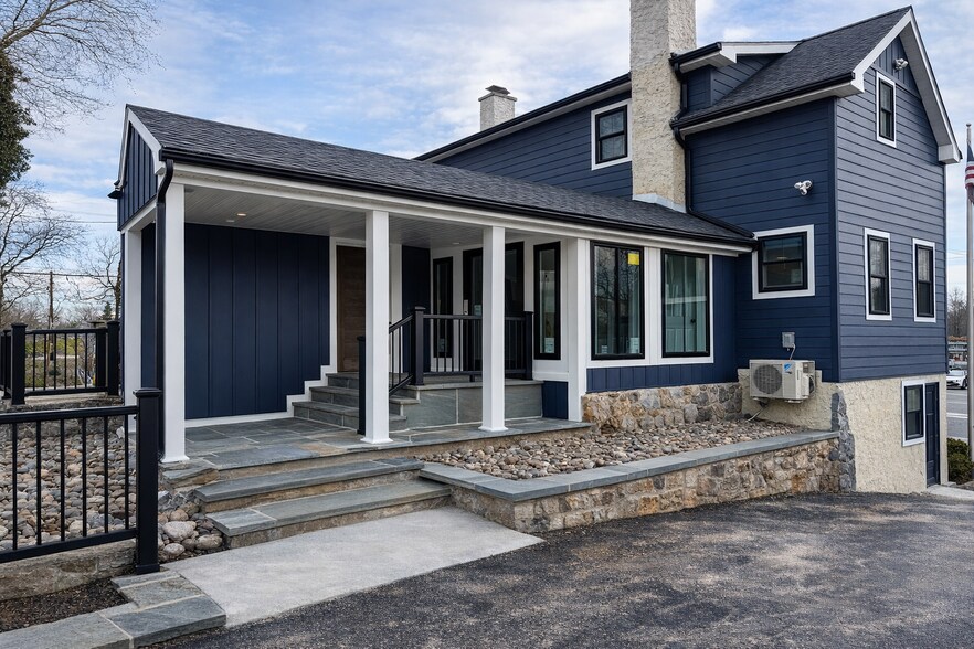 More Photos Of 121 E Lancaster Ave, Paoli Storefront Retail Office For Sale