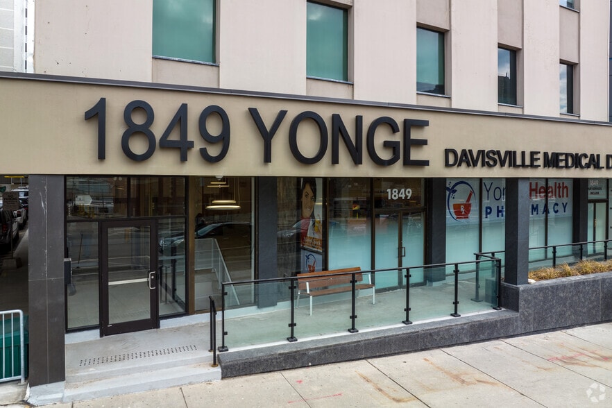 More Photos Of 1849 Yonge St, Toronto Medical For Lease
