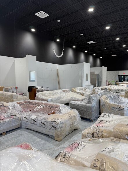 More Photos Of 246-248 Pegasus Ave, Northvale Warehouse For Sale