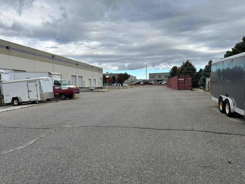 More Photos Of 382 Marshall Way, Layton Manufacturing For Sale