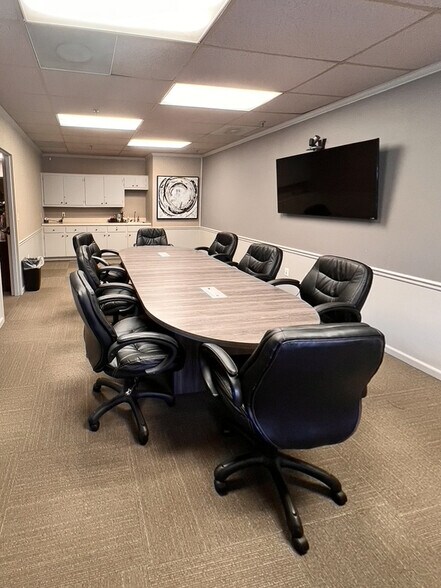 More Photos Of 900 S Shackleford Rd, Little Rock Office For Lease