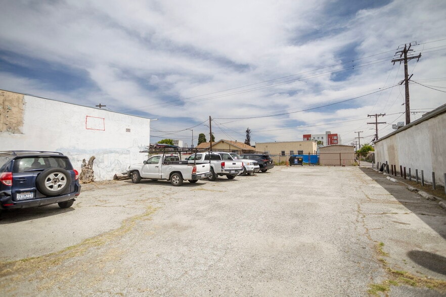 More Photos Of 7916 S Central Ave, Los Angeles Storefront For Sale