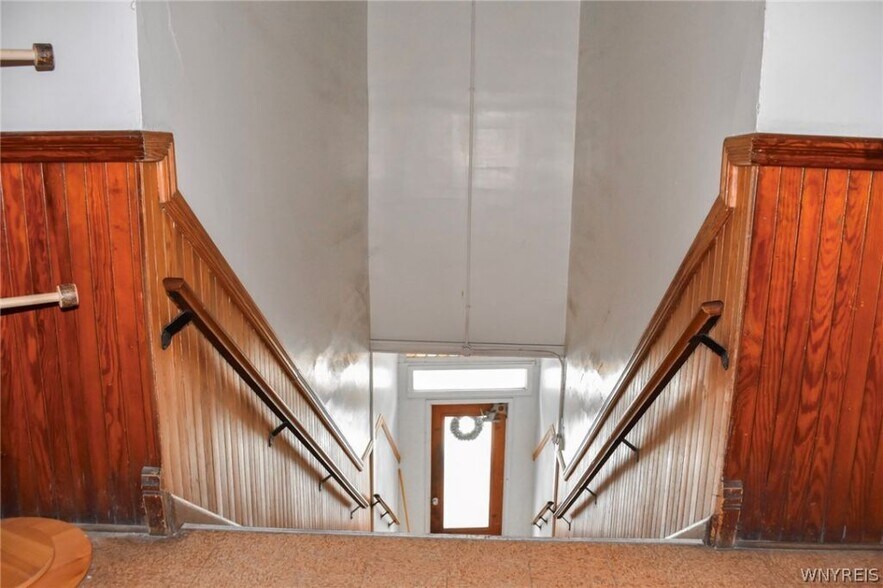 More Photos Of 27 Shethar St, Hammondsport Apartments For Sale