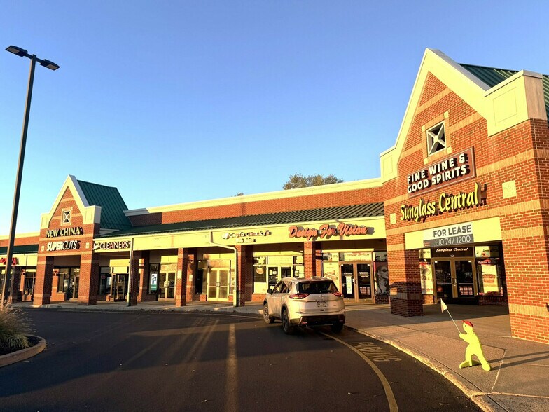 More Photos Of 2395 York Rd, Jamison Storefront For Lease