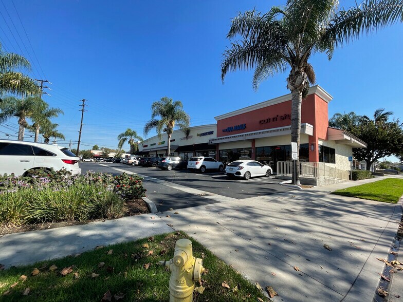 More Photos Of 6400-6426 Del Amo, Lakewood Unknown For Lease