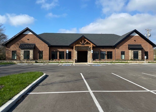 More Photos Of 7108 Boone St, Fairview Medical For Lease