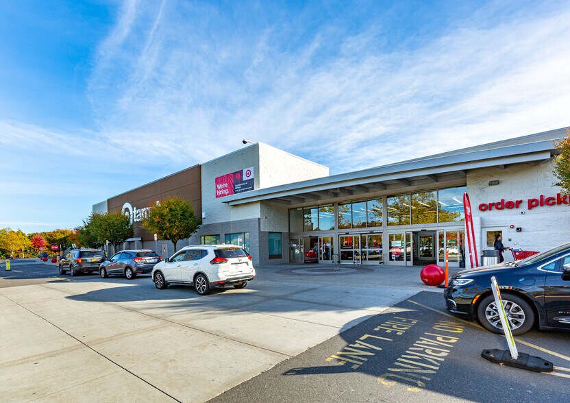 More Photos Of 2975 Horseblock Rd, Medford Freestanding For Sale