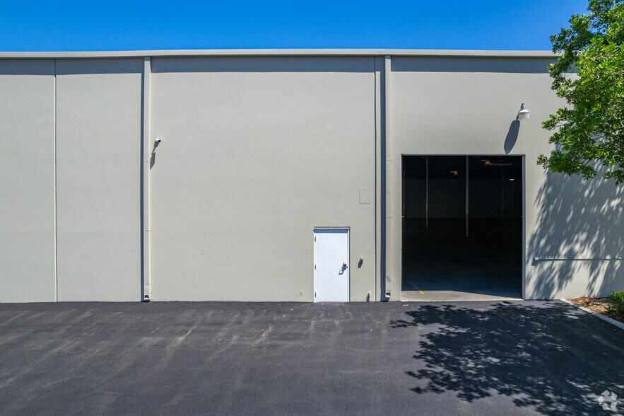 More Photos Of 1141 California Ave, Corona Warehouse For Sale