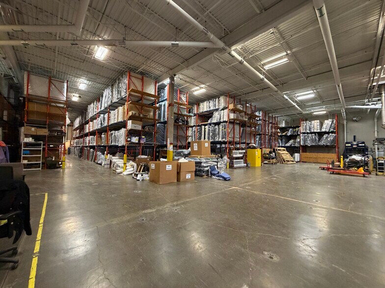 More Photos Of 3545 John Glenn Blvd, Syracuse Warehouse For Lease