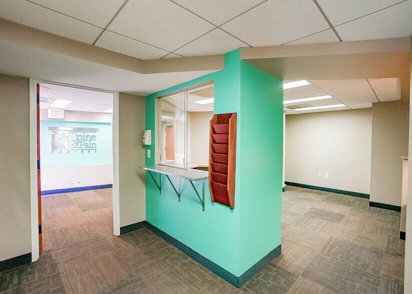 More Photos Of 3 Washington Cir NW, Washington Medical For Sale