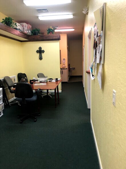 More Photos Of 15437 S US Highway 441, Summerfield Medical For Sale