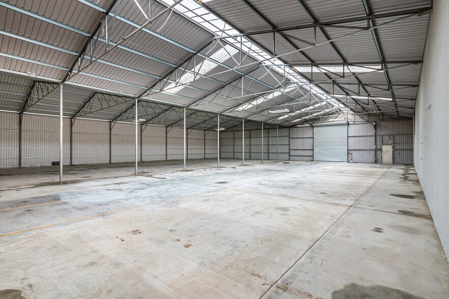 More Photos Of 35650 Hidden Springs Rd, Hemet Warehouse For Lease