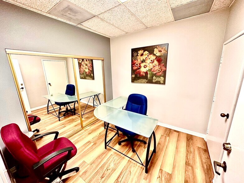 More Photos Of 2535 Kettner Blvd, San Diego Office Residential For Lease