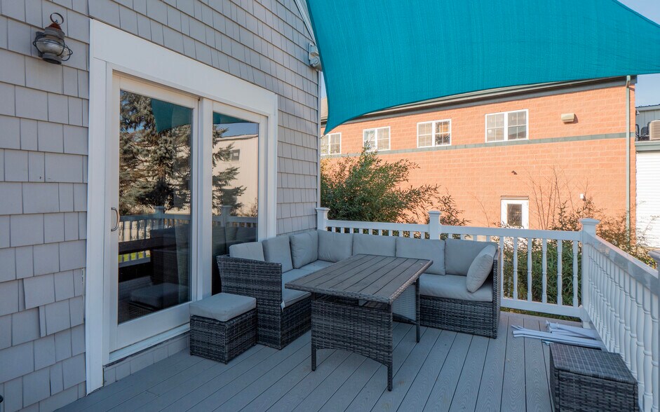 More Photos Of 999 Aquidneck Ave, Middletown Flex For Sale