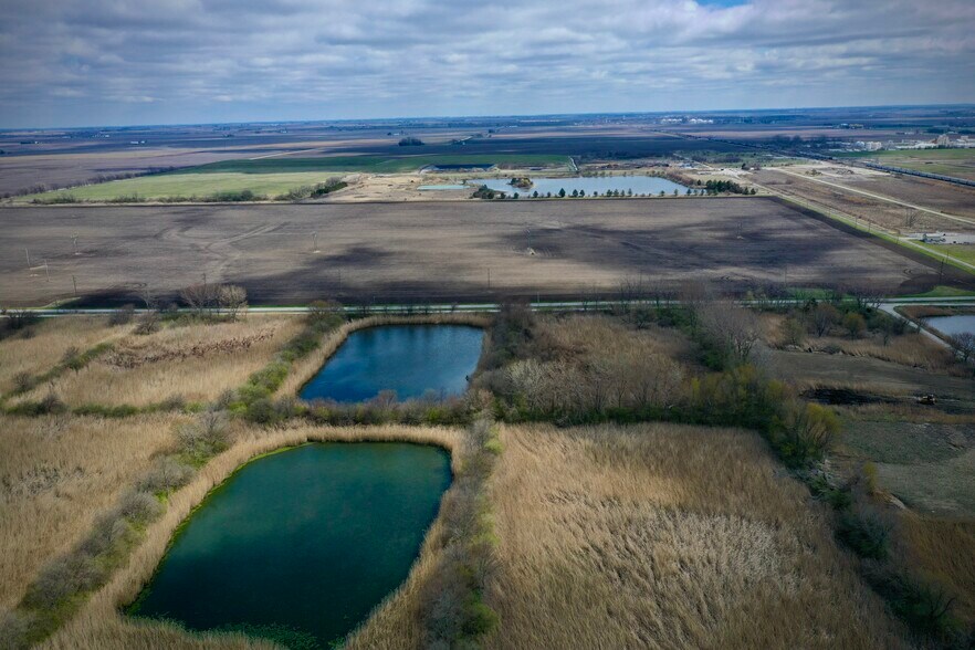 More Photos Of 625 E US Highway 36, Tuscola Land For Sale