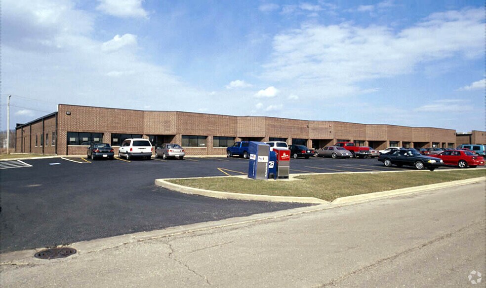 More Photos Of 201-245 Oswald Ave, Batavia Flex For Sale