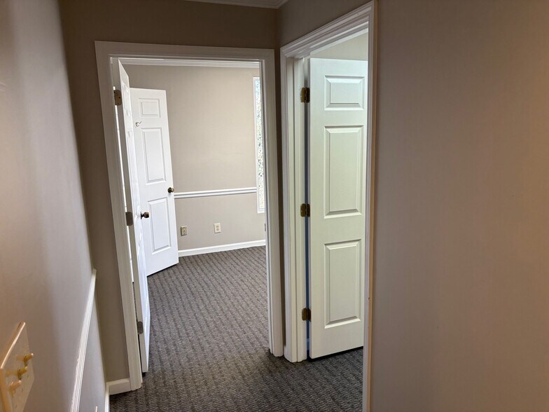 More Photos Of 2313 Market Pl, Huntsville Office For Sale