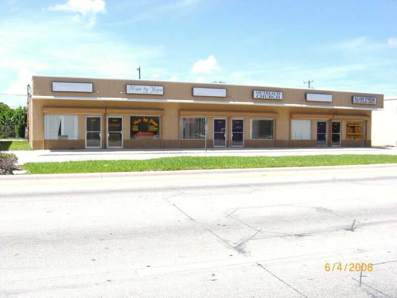 More Photos Of 1057-1067 NW 119th St, Miami Storefront For Sale