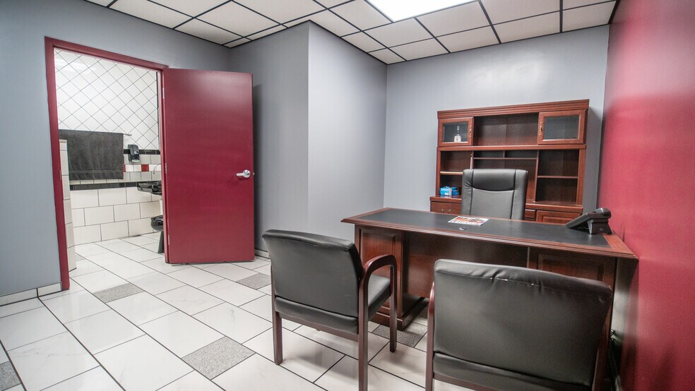 More Photos Of 29 Angel Dr, Leechburg Refrigeration Cold Storage For Sale