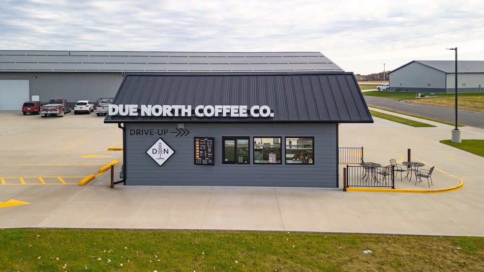 More Photos Of 331 Sandstone Dr NW, Eyota Fast Food For Sale