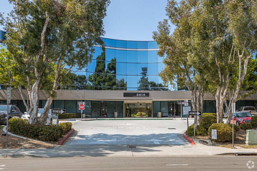 More Photos Of 5414 Oberlin Dr, San Diego Office For Lease