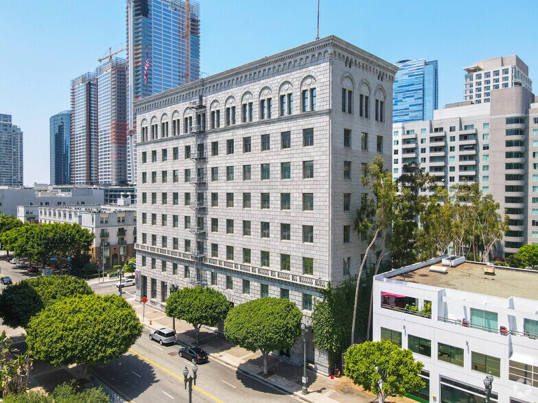 More Photos Of 605 W Olympic Blvd, Los Angeles Loft Creative Space For Lease