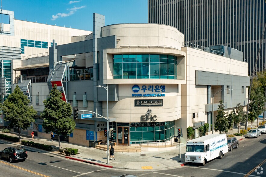More Photos Of 3500 W 6th St, Los Angeles Storefront For Lease