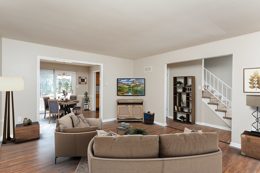 More Photos Of 565 Bay Rd, Queensbury Apartments For Lease