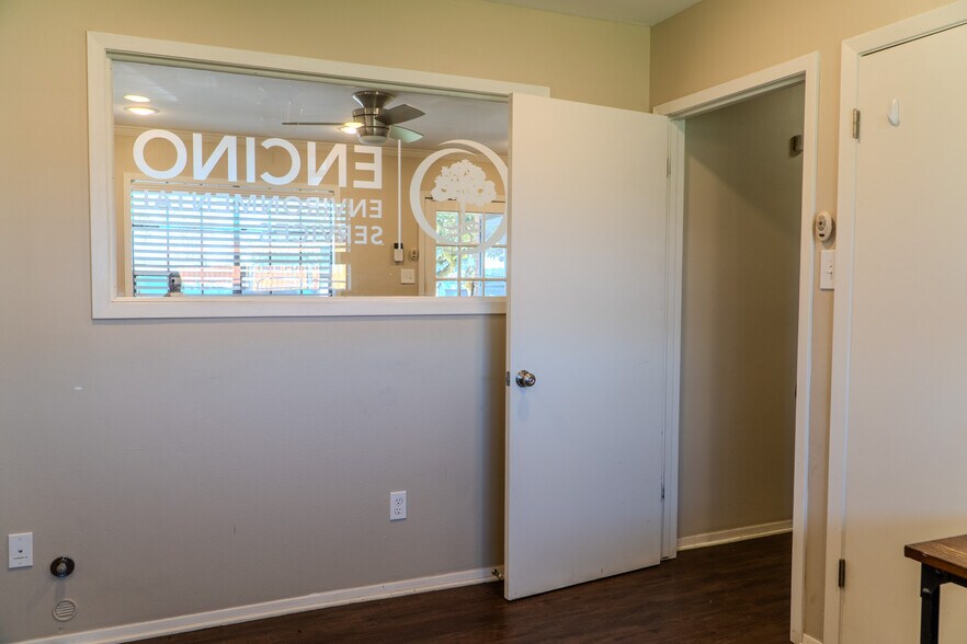 More Photos Of 4959 US-90, Alleyton Office For Sale