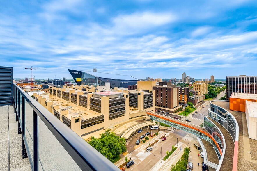 More Photos Of 615 S 8th St, Minneapolis Apartments For Lease