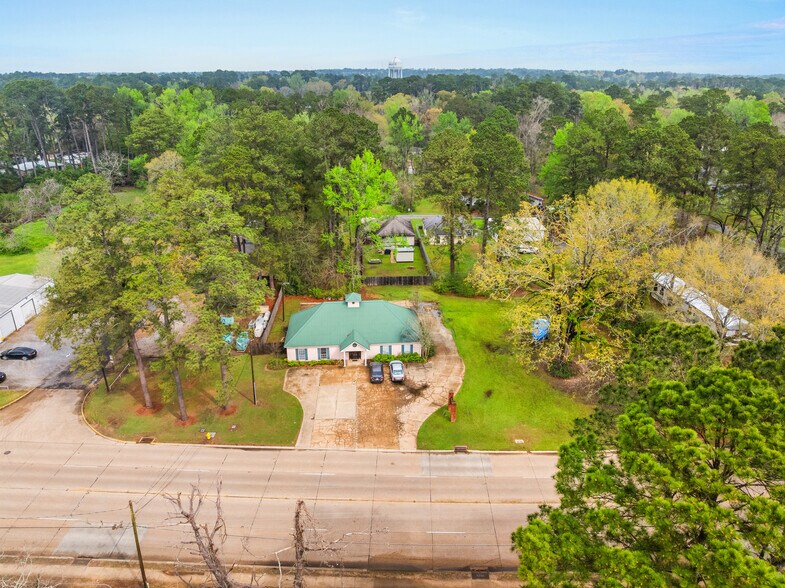 More Photos Of 1603 Melrose St, Pineville Office For Sale