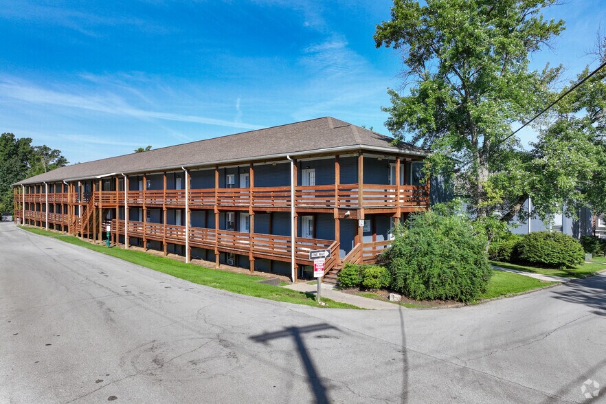 More Photos Of 215 Cornish Dr, Slippery Rock Apartments For Sale