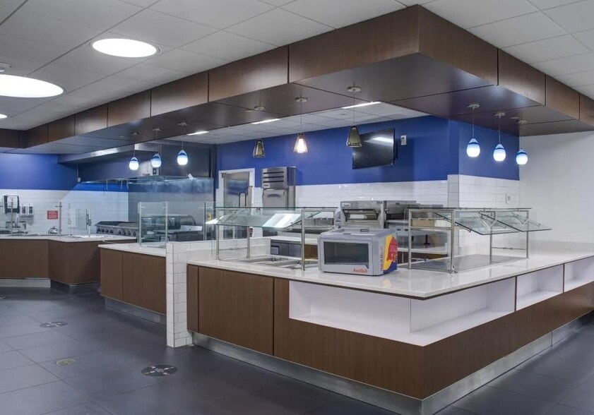 More Photos Of 10800 Red Run Blvd, Owings Mills Unknown For Lease