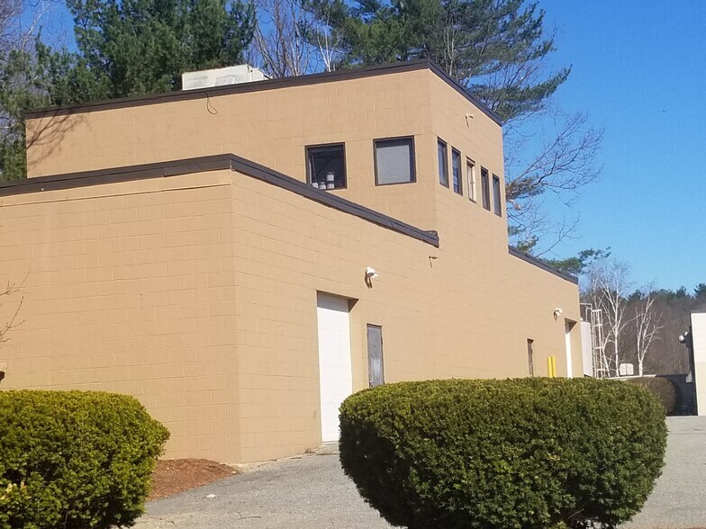 More Photos Of 3 Wall St, Hudson Flex For Sale