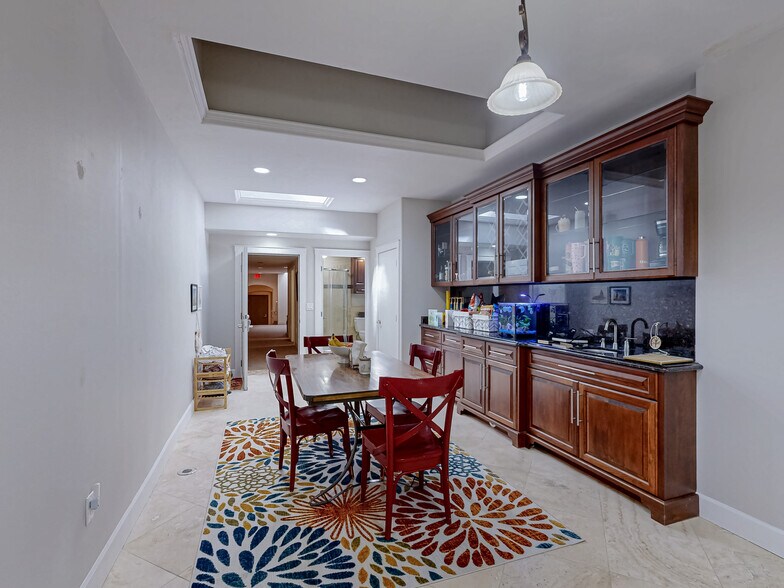 More Photos Of 139 N Grand Ave, Pullman Apartments For Sale