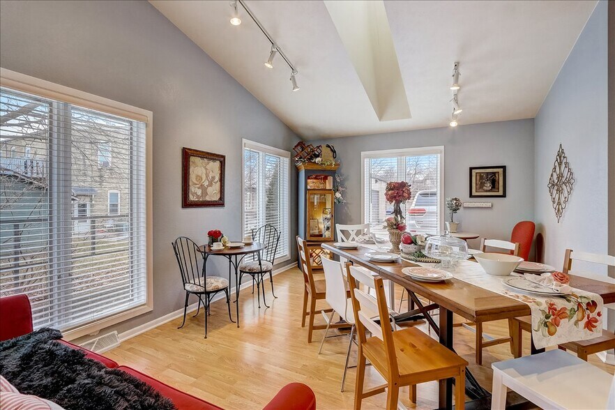 More Photos Of 111-113 Depot, Johnson Creek Medical For Sale