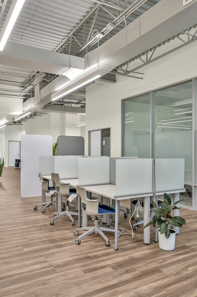 More Photos Of 14150 Huffmeister Rd, Cypress Coworking Space