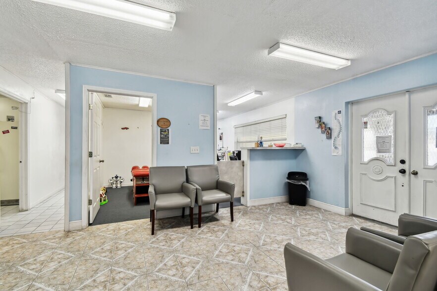More Photos Of 10129 Little Rd, New Port Richey Medical For Sale