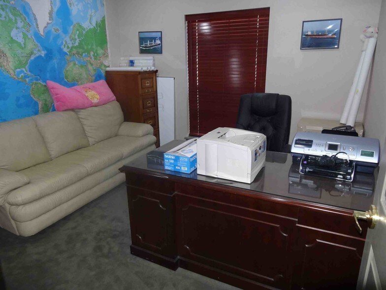 More Photos Of 3565 Cardinal Point Dr, Jacksonville Office For Lease