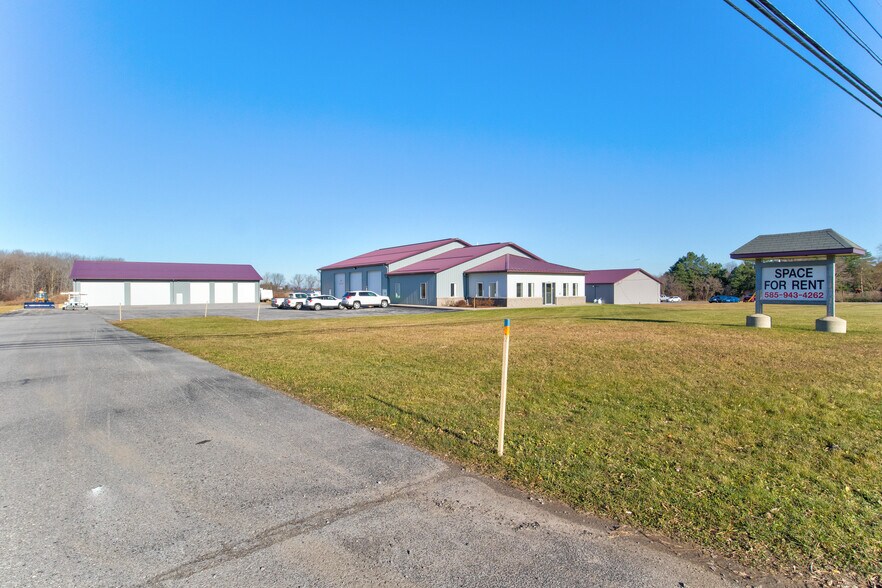 More Photos Of 5773 E Main Street Rd, Batavia Warehouse For Lease