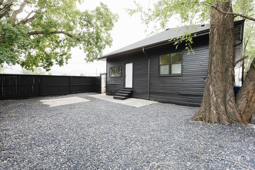 More Photos Of 126 W 900 S, Salt Lake City Flex For Lease