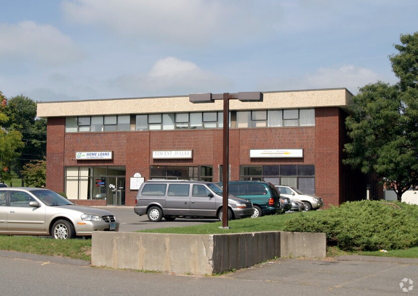 More Photos Of 53 New Britain Ave, Rocky Hill Unknown For Lease