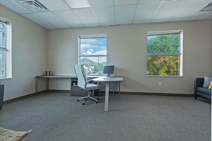 More Photos Of 512 E 4500 S, Salt Lake City Office For Sale