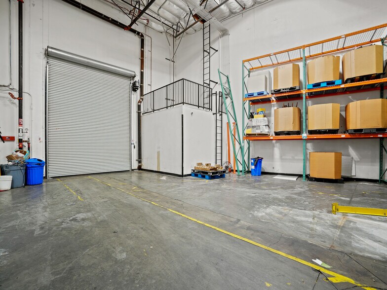More Photos Of 1950 Walker St, La Verne Distribution For Sale