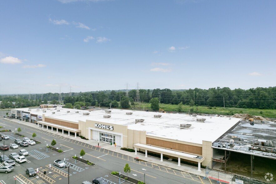 More Photos Of 1711 State Route 10 E, Morris Plains General Retail For Lease