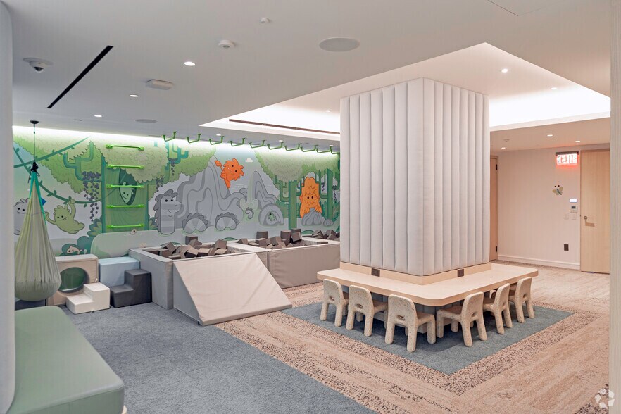 More Photos Of 2551-2555 Broadway, New York Apartments For Lease