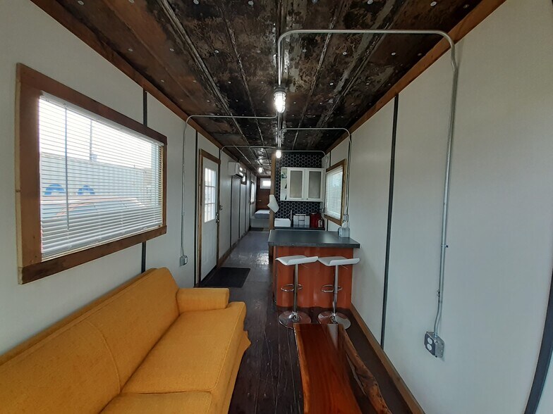 More Photos Of 465 Union st, Florence Specialty For Sale