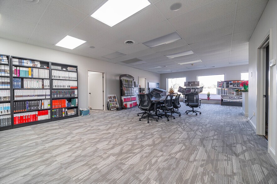 More Photos Of 3657 Trabue Rd, Columbus Warehouse For Sale