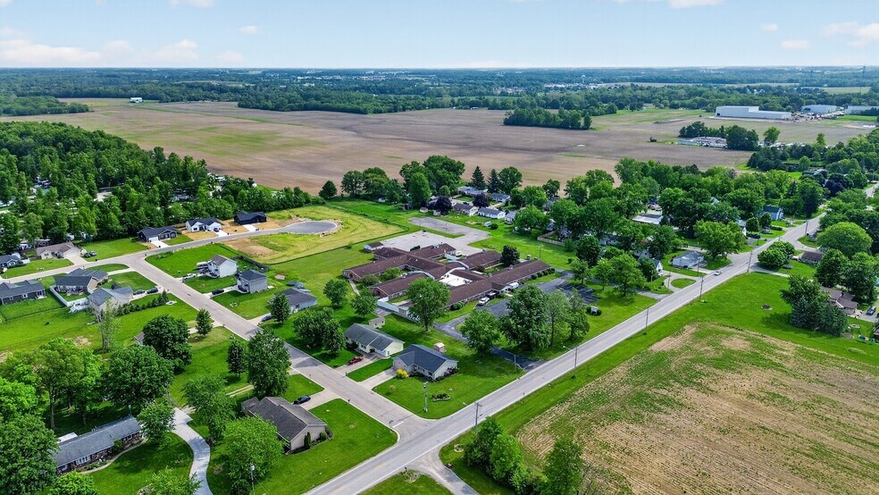 More Photos Of 1529 W Lancaster St, Bluffton Rehabilitation Center For Sale